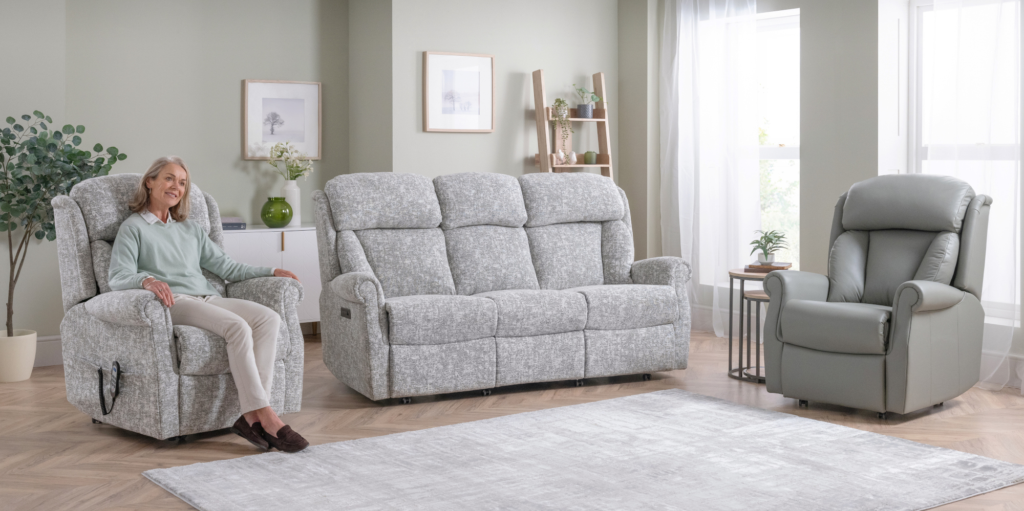 Ashfiled recliner hero