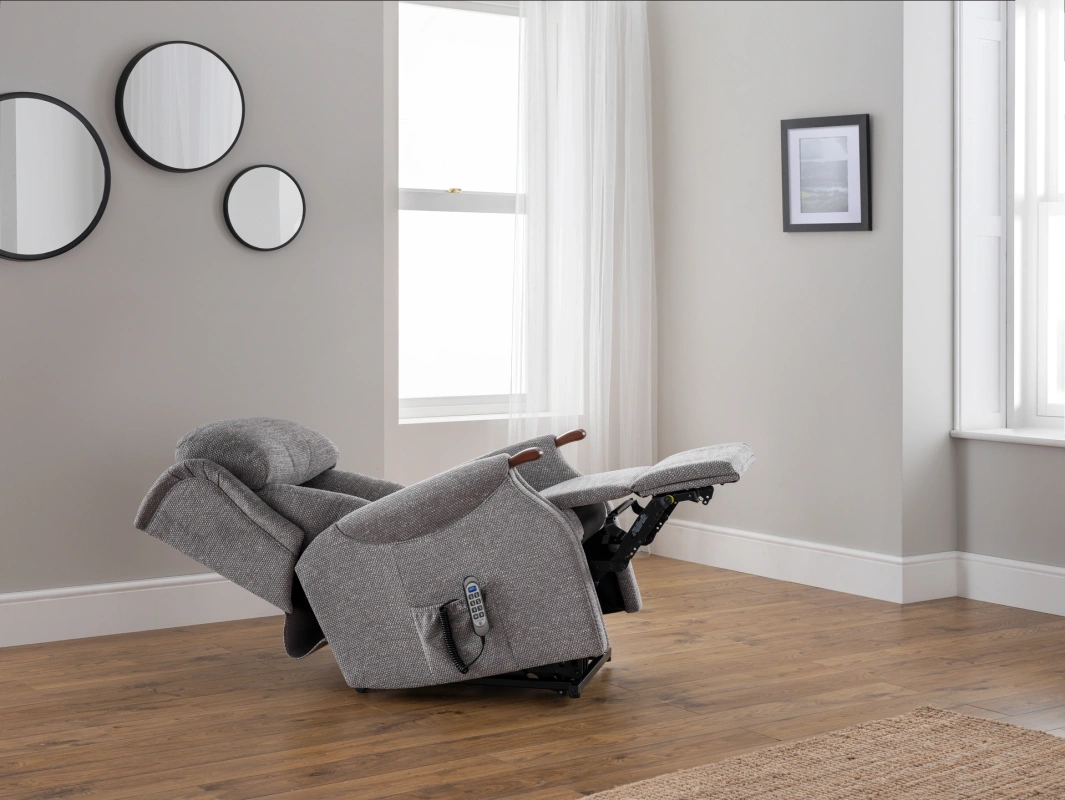 canterbury-lift-and-tilt-recliner-gallery